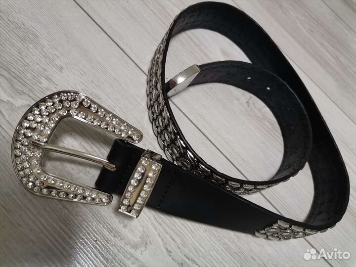Ремень со стразами