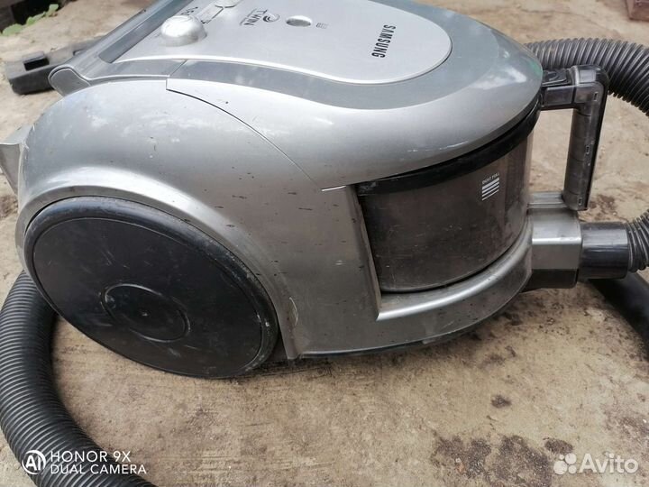 Пылесос Samsung