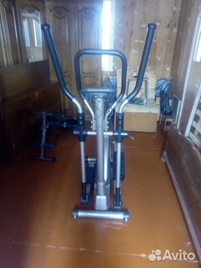 Продам эллиптический тренажёр