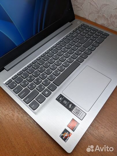 Lenovo (Ryzen 5 4500u/15.6