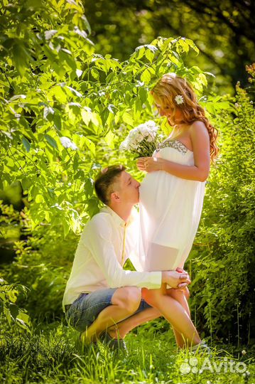 Платье и для беременных серое и белое с вышивкой