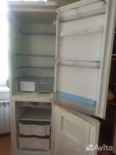 Холодильник Indesit c 240 g