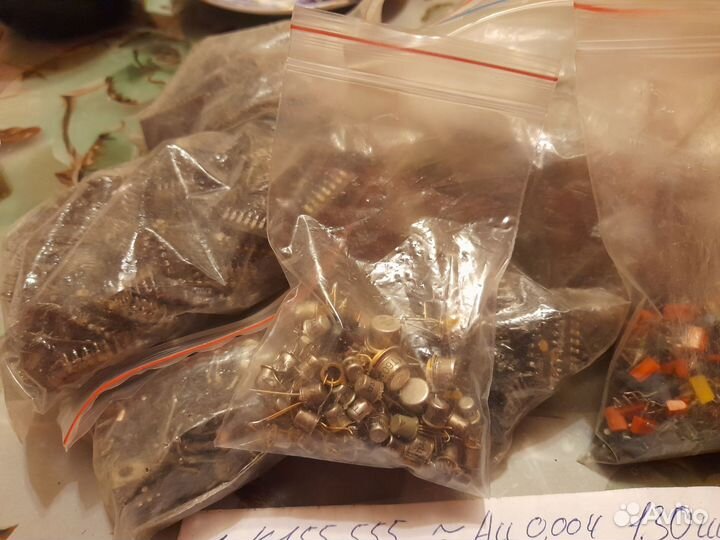 Транзисторы, микросхемы СССР, AU