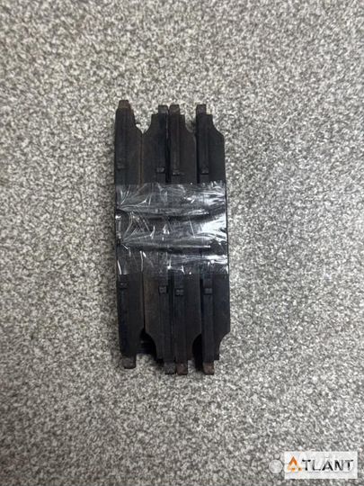 Тормозные колодки передний nissan skyline