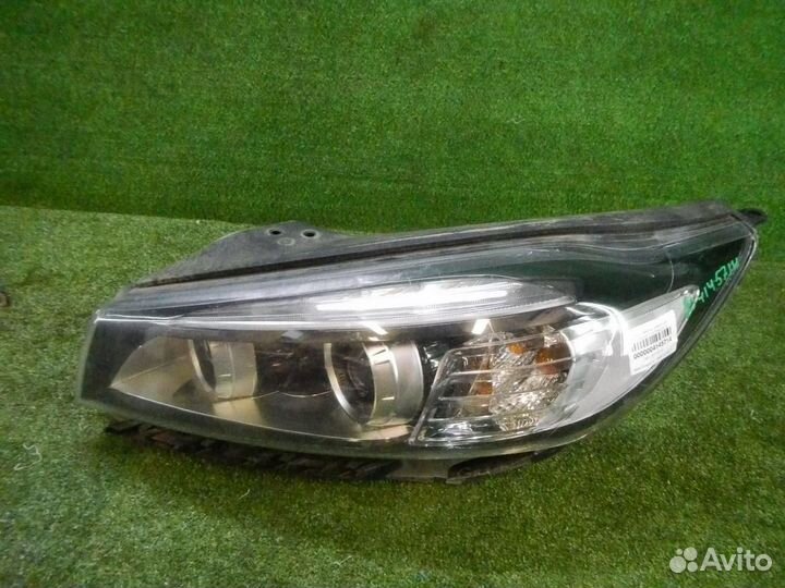 Фара левая Kia Sorento/Sorento Prime