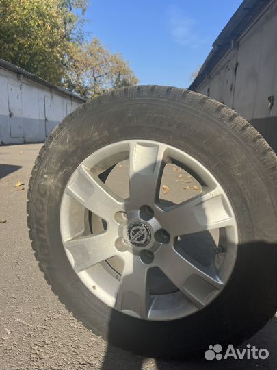 Hankook Winter I'Pike 215/65 R16 98T