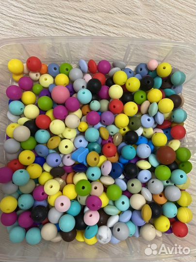 Силиконовые бусины