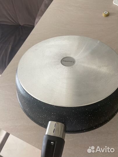 Сковорода новая