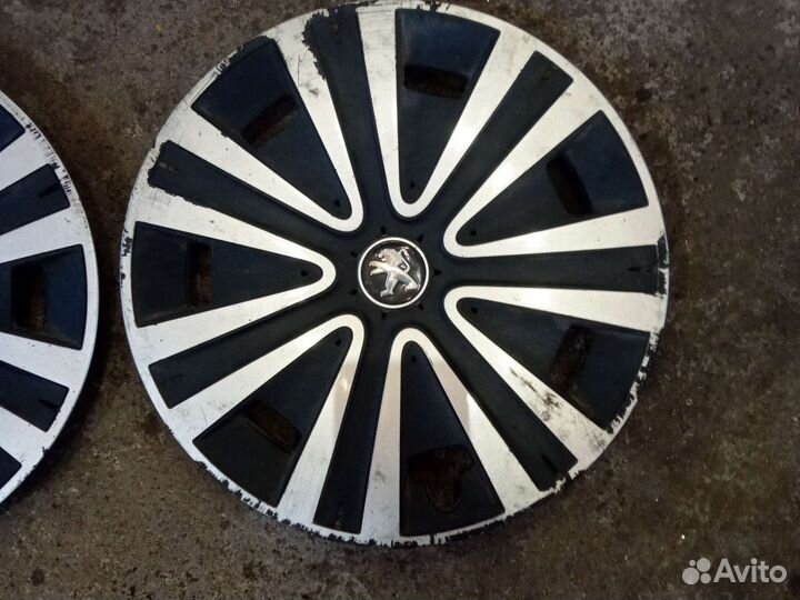 Колпак колёса Peugeot