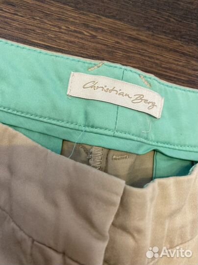 Шорты женские