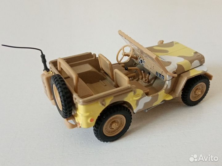 Модель Willis Cararama 1:43
