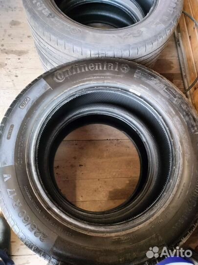 Continental ContiPremiumContact 5 SUV 225/60 R17 V