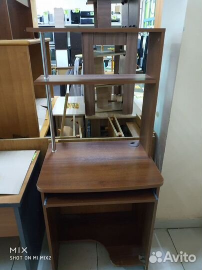 Б 5 Столы офисные, компьютерные, письменные