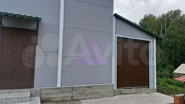 Дом 100 м² на участке 14 сот.