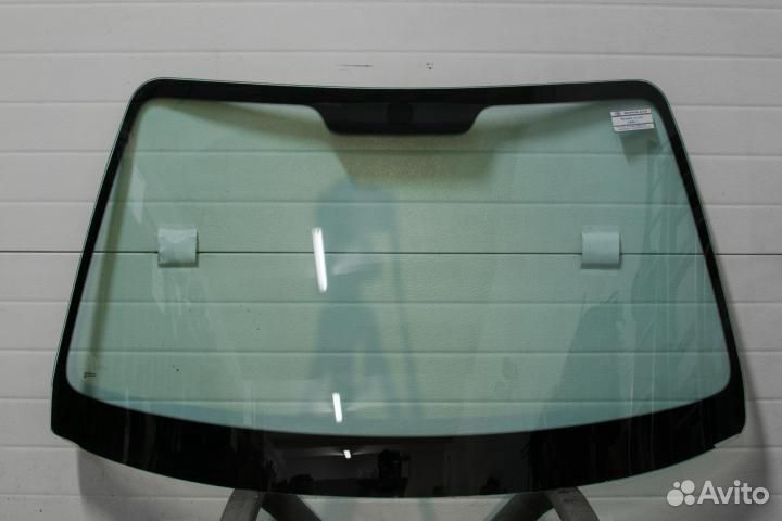 Лобовое стекло на Хендай Акцент