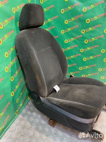 Сидения переднее Ford Focus 2 седан 1.6 2006