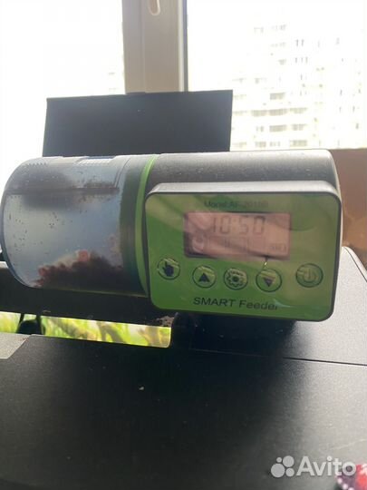 Аквариум с автокормушкой и всеми принадлежностями