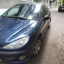 Peugeot 206 1.4 MT, 2007, 250 000 км, с пробегом, цена 260 000 руб.