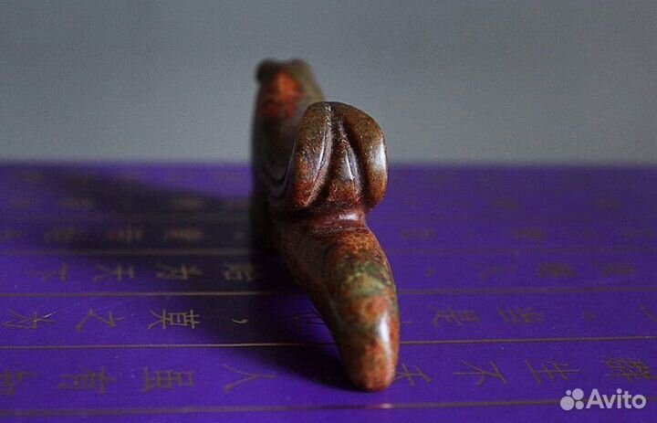 Древняя фигурка «Птица» Нефрит Хуншань