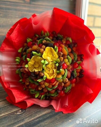 Съедобный букет из сухофруктов/орехов