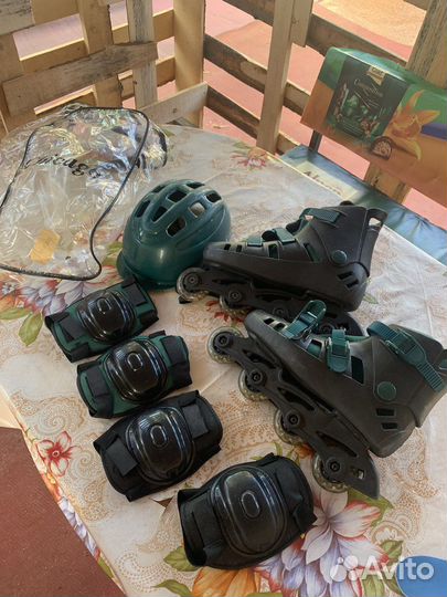 Роликовые коньки 2 пары