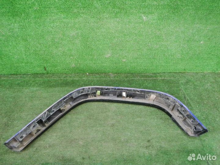 Накладка/расширитель крыла/арки задний правый Merc