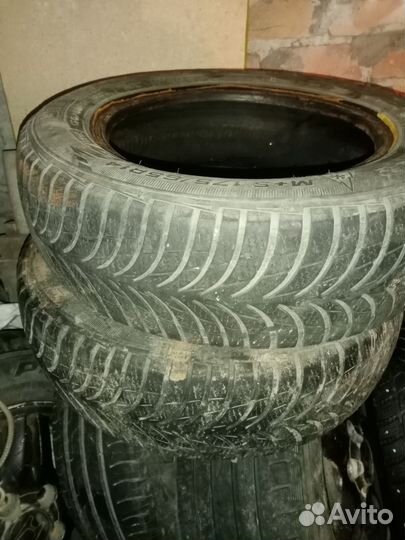 Goodyear UltraGrip 7 165/65 R14