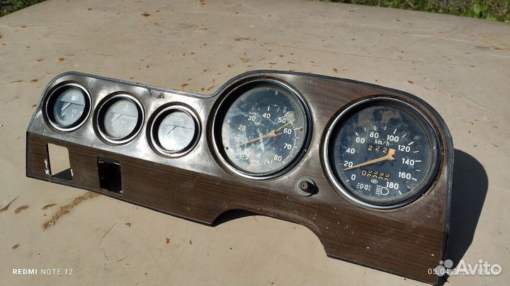 Задние фары от ваз 2106 и рулевые колеса