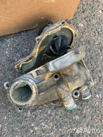 Помпа audi 80 b3