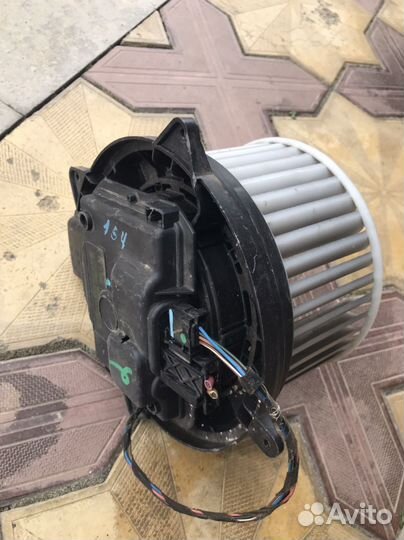 Моторчик печки Mercedes ML 164 GL 164