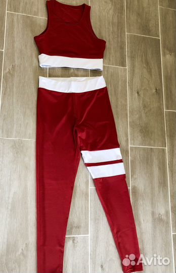 Костюм спортивный
