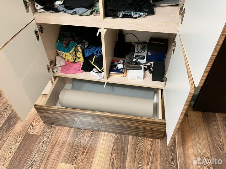 Шкаф стенка