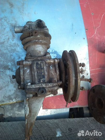 Компрессор автомобильный для газ 66