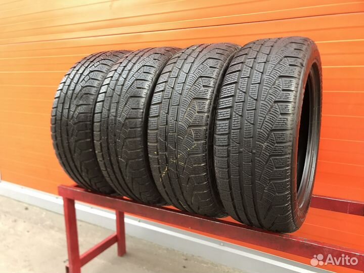 Pirelli Winter Sottozero 210 Serie II 225/50 R17 94H