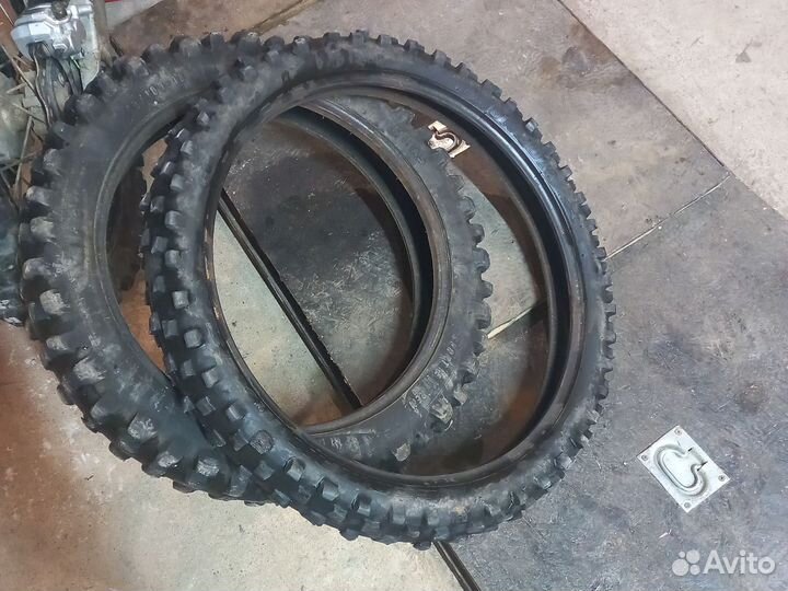 Шины докатки мотоленд 21 ая и 18 ая