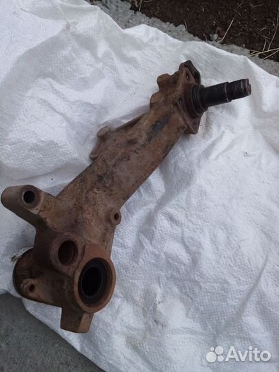 Рычаг задний правый Peugeot 206