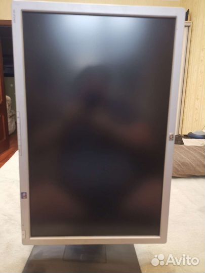 Монитор HP LP2465