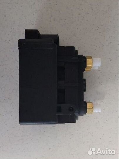 Блок клапанов пневмоподвески kia mohave