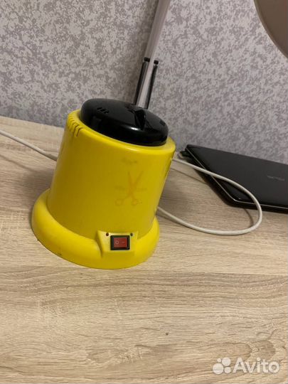 Стерилизатор для маникюрных инструментов