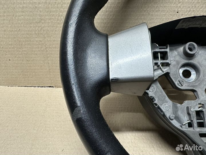 Рулевое колесо Nissan Note e11