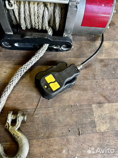 Лебедка t max 6500 с синтететическим тросом