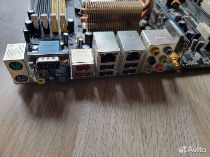 Материнская плата Asus M2N32-SLI не рабочая