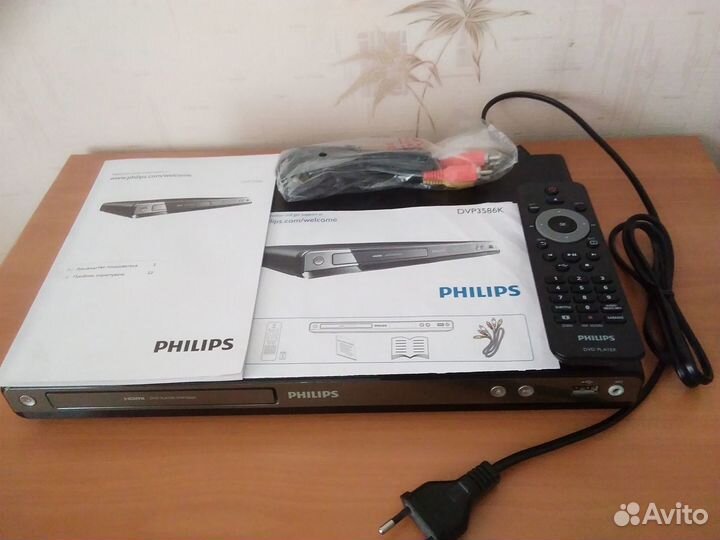 DVD-плеер Philips dvp3586k