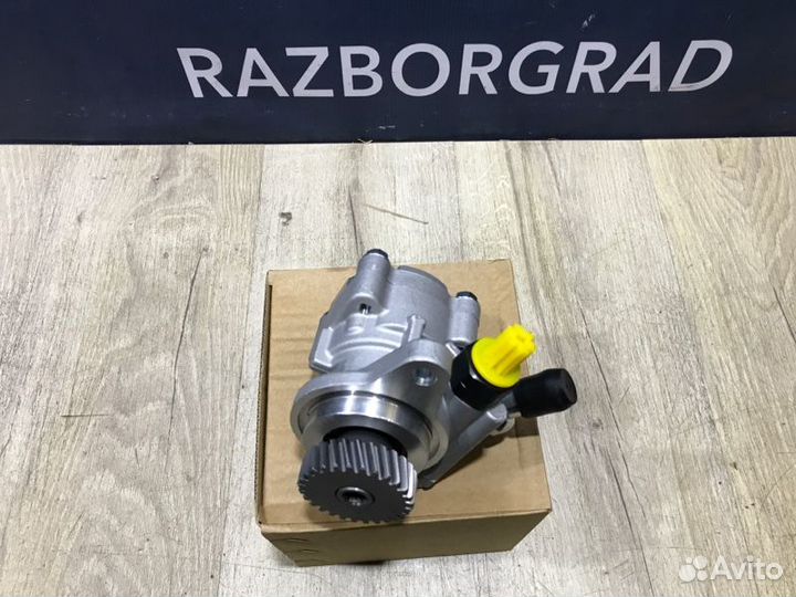 Насос гидроусилителя Toyota Land Cruiser 100