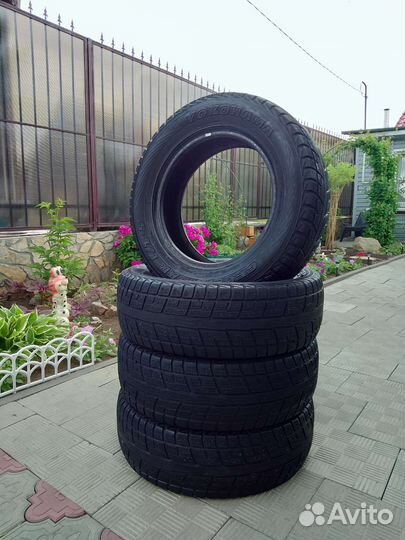 Yokohama Geolandar I/T-S G073 215/65 R16