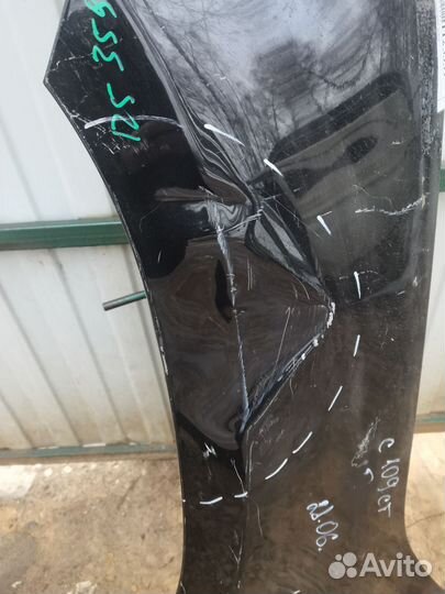 Крыло переднее левое mercedes X class 470