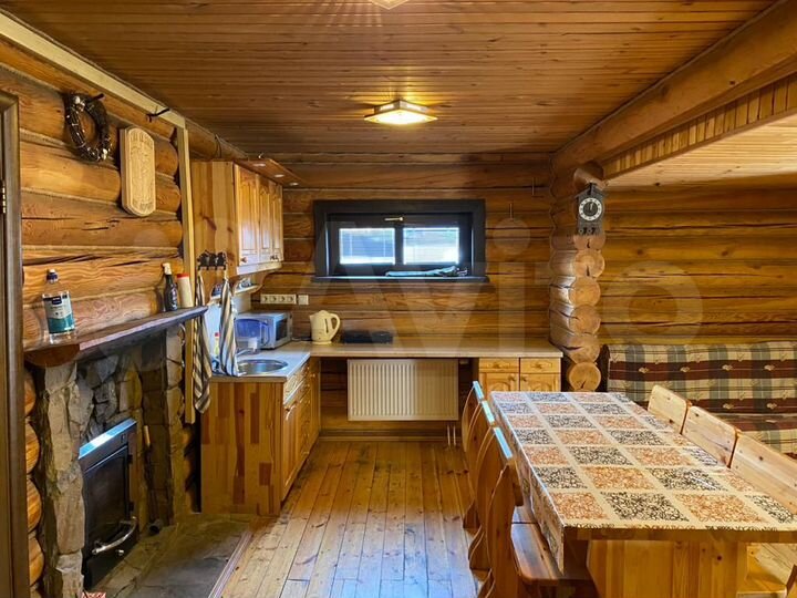 Дом 180 м² на участке 20 сот.