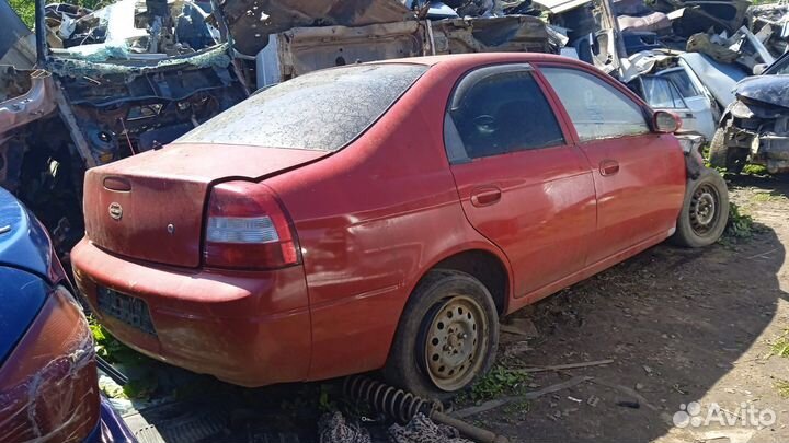 Двери правые Kia Shuma