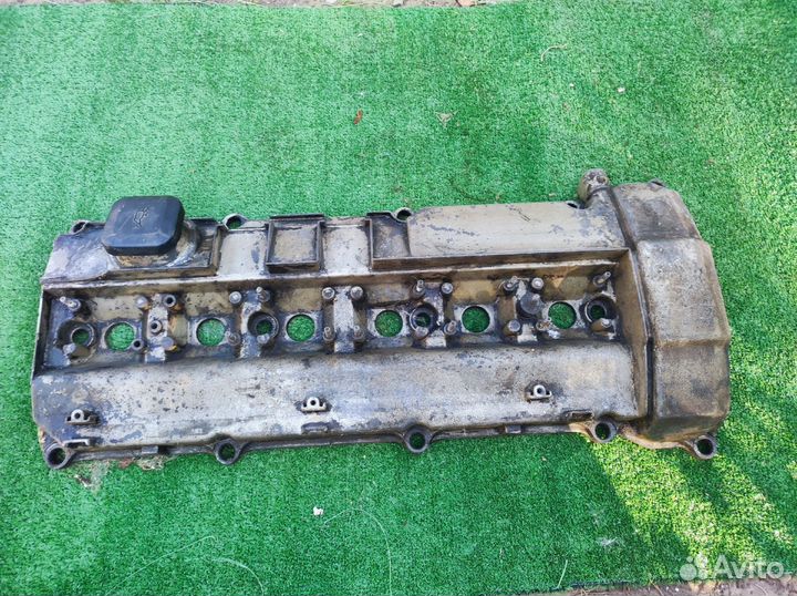 Клапанная крышка bmw m50b20