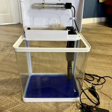 Аквариум б/у 7 литров